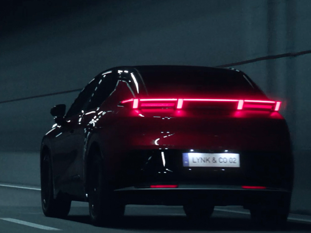 Lynk & Co 02